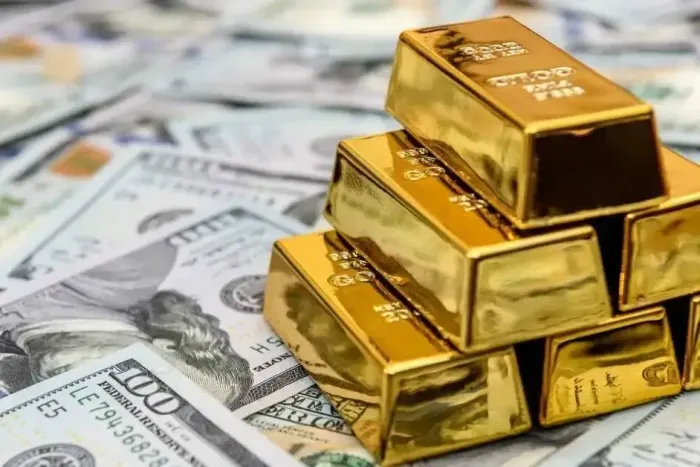 Emas Terus Tertekan! Sikap Hawkish The Fed Picu Penguatan Dolar blog post