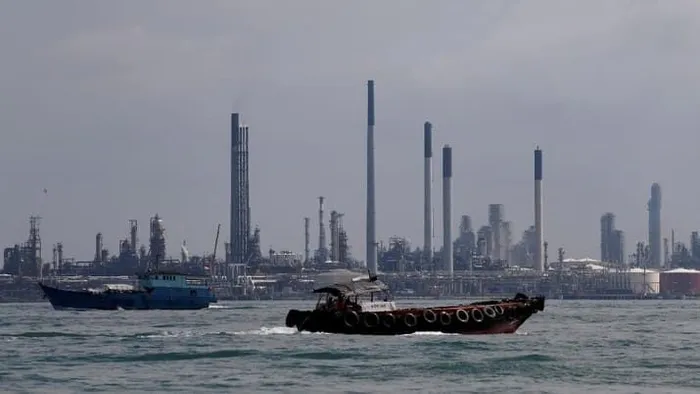 Harga Oil Melonjak di Tengah Perundingan AS-Iran yang Rapuh blog post