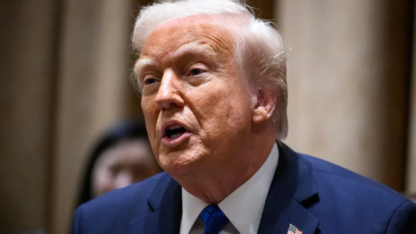 trump naikkan tarif mobil.webp donald trump